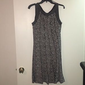 Women’s dress